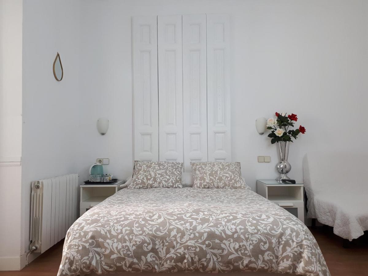 Hostal Casa Chueca Madrid Kültér fotó