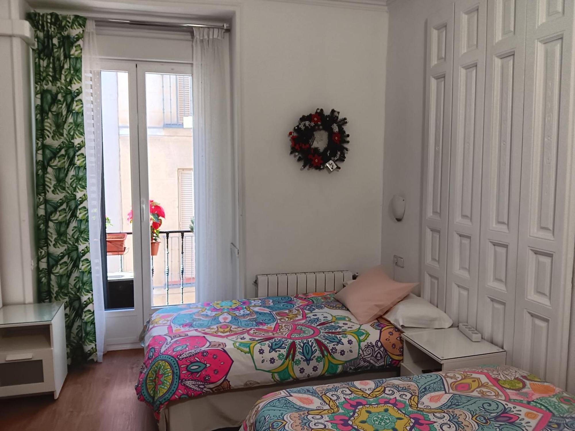 Hostal Casa Chueca Madrid Kültér fotó